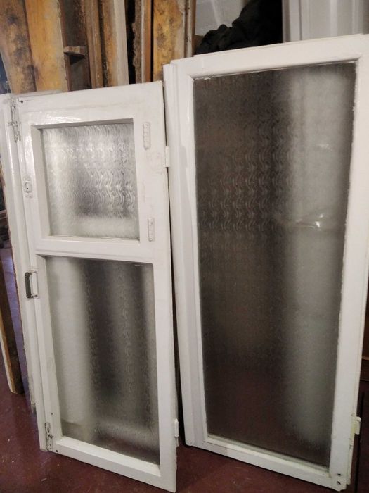 Деревянный балконный блок в отличном состоянии