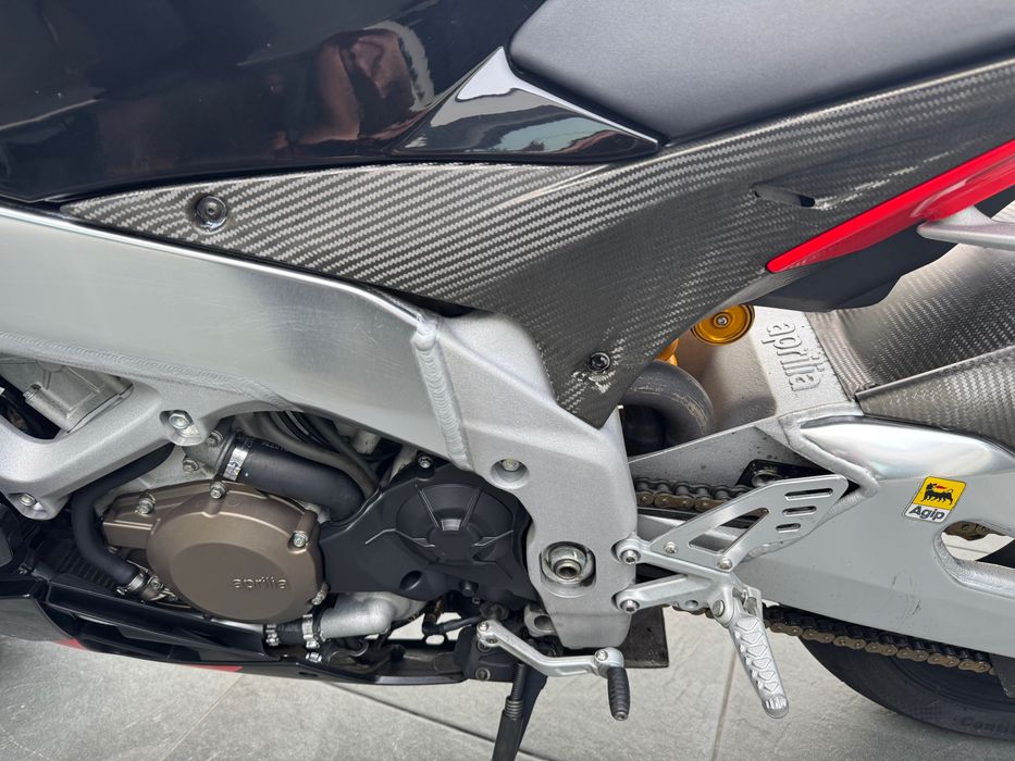 Aprilia RSV4 1000 Factory