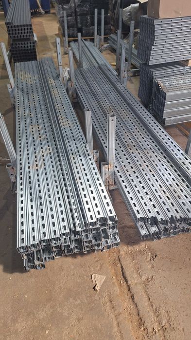 Профиль для солнечных панелей оцинкованное, крепления кронштейн