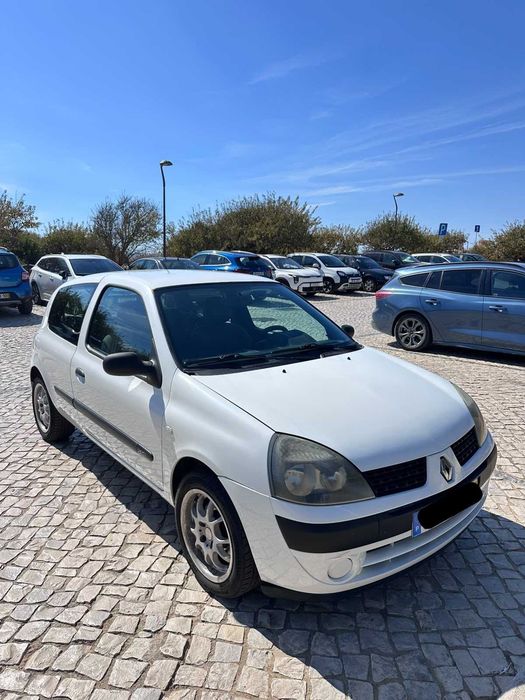 Renault clio II 1.5 dci — photo 2