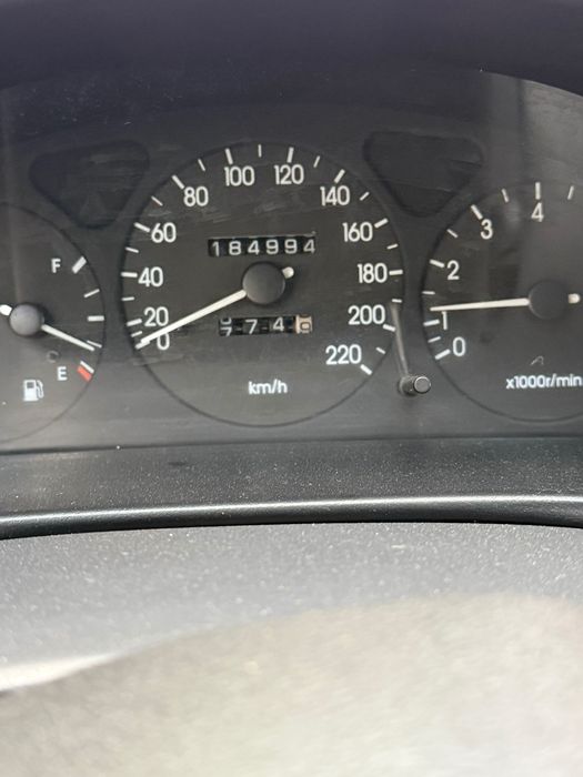 Продам гарну машину