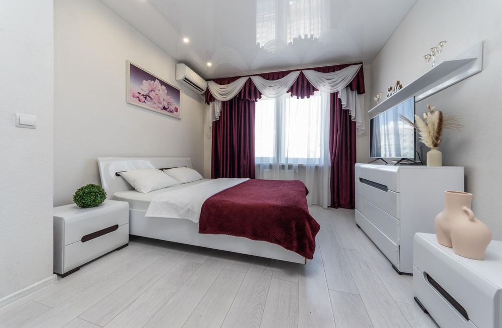 Подобово.Квартира VIP.Вид на озеро.Новобуд.Патріотика.Позняки,Осокорки