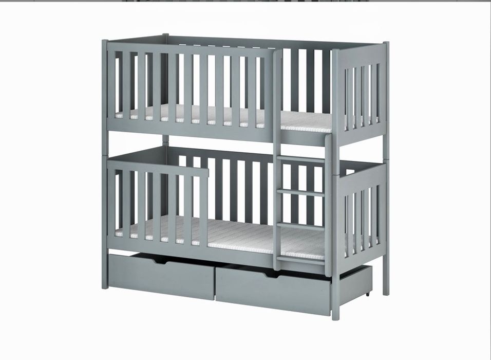 Łóżko piętrowe drewniane