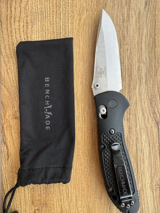 Ніж Bechmade griptilian