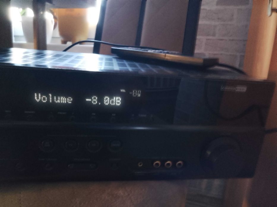 Amplituner Yamaha RX -V367 stan bardzo dobry. uszkodzony.