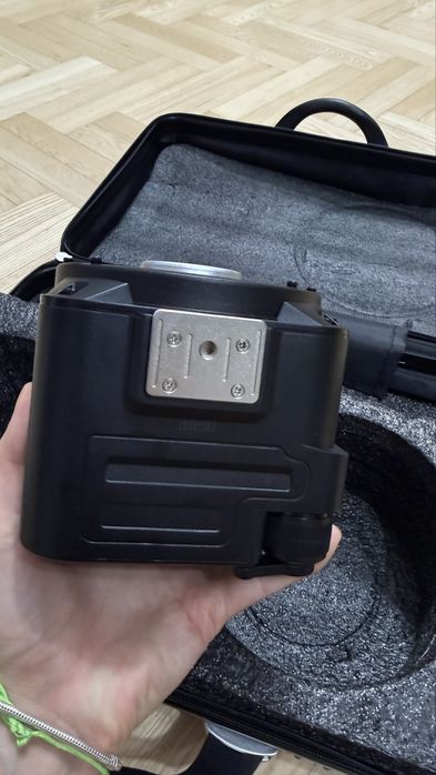 Lampa LED Yongnuo LUX100 Pro - WB (2700 K - 6500 K)