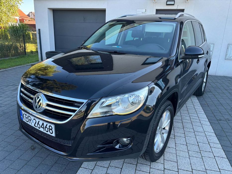 Volkswagen Tiguan 2.0 TDI Klima zarejestrowany opłacony zadbany serwis !