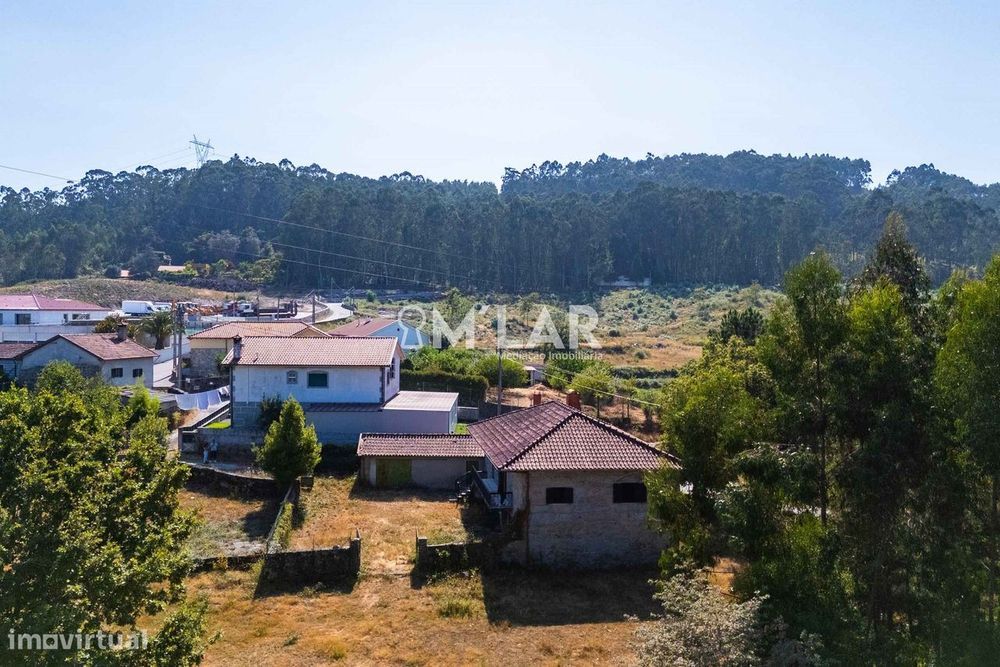 Quinta com moradia T3, em Pedralva - Braga