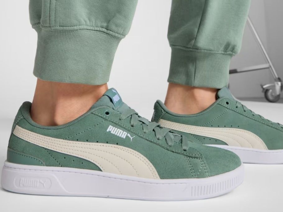 Кросівки замшеві PUMA Vikky v3 оригінал, 40p.(9.5)
