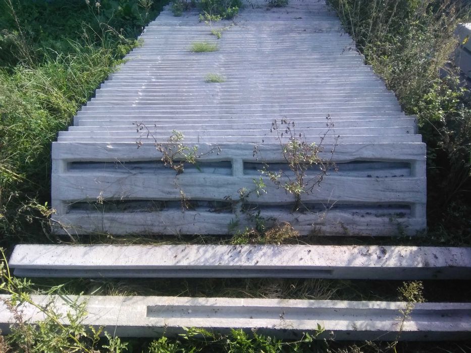 Ogrodzenie betonowe płyty słupki
