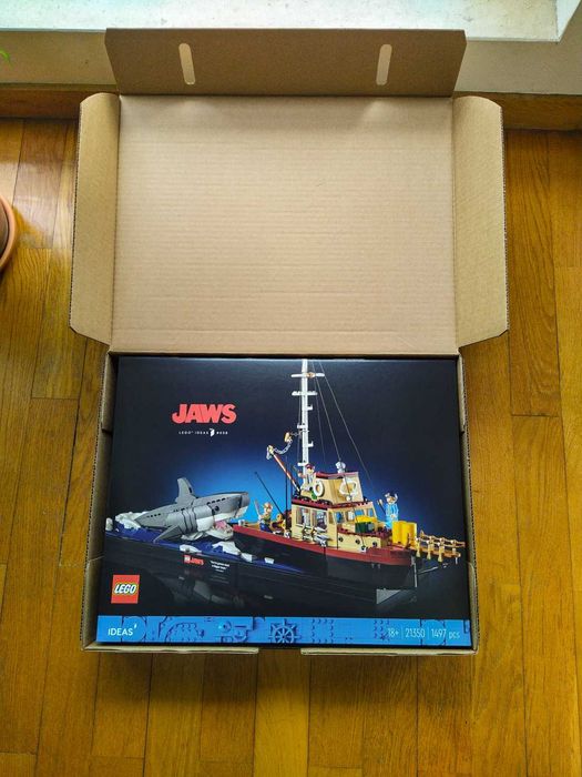 LEGO Ideas 21350 Jaws