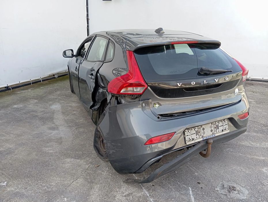 Para peças VOLVO V40 Hatchback Van (525)