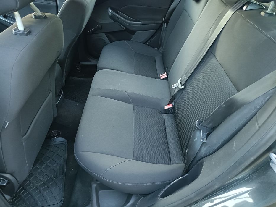 Ford Focus Kombi 2016r 1.6 Benzyna Led Polski Salon