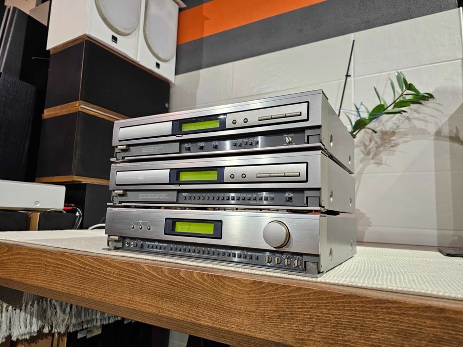 HiFi система Denon DRA-210 Denon DCD-210 Denon DR-210