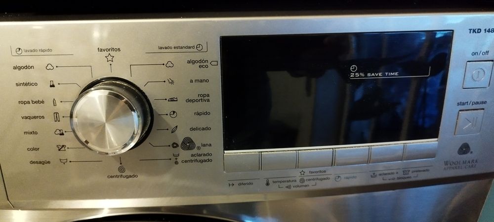 Máquina Lavar roupa 8kg