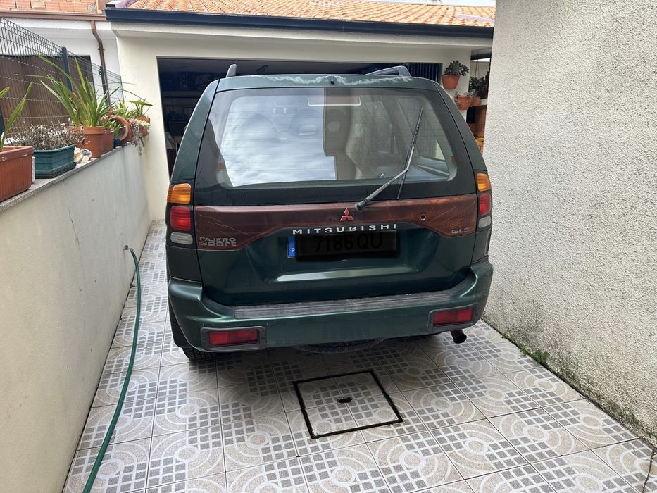 Mitsubishi pajero