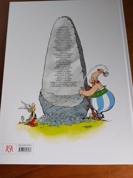 Astérix - O Aniversário de Astérix e Obélix - livro de ouro