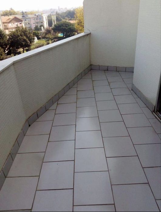 Quarto para Casal ao Monte dos  Burgos para início do mês de fevereiro