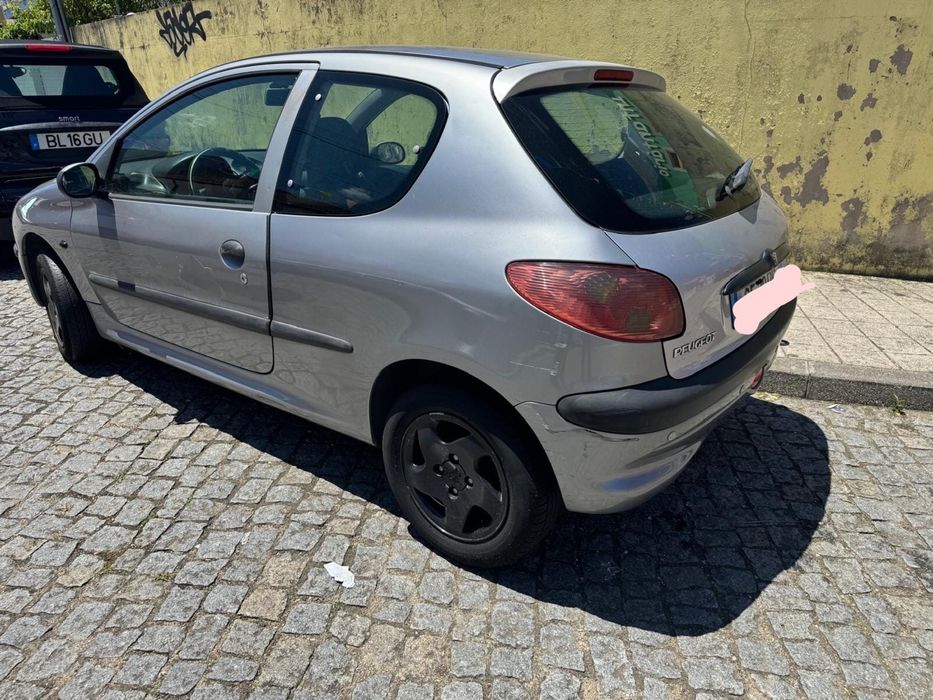 Peugeot 206 — fotografia 2