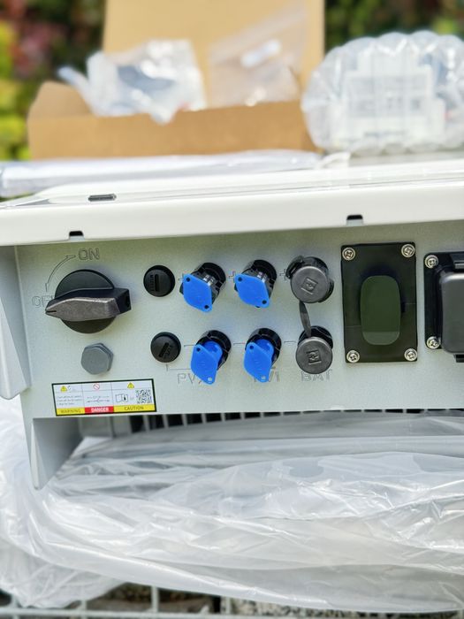 GoodWe GW6.5KN-ET 6.5kW | Гібридний трифазний інвертор | Новий