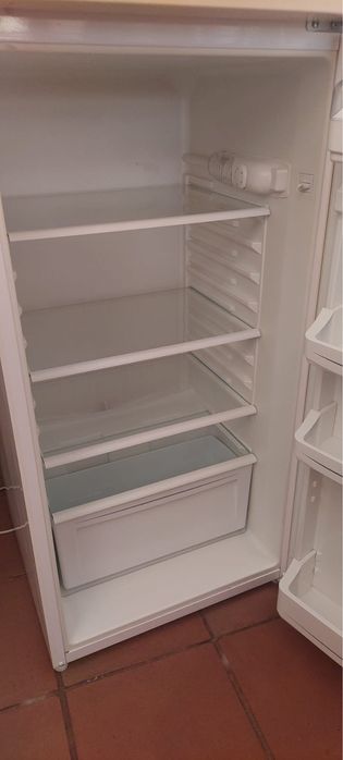 Frigorifico em funcionamento