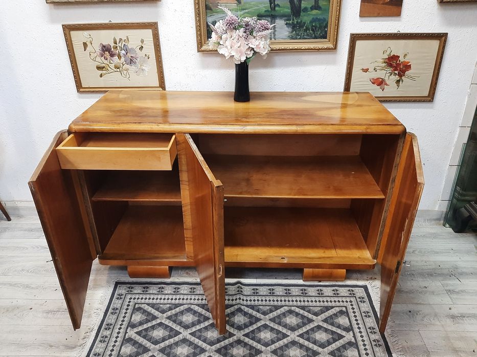 Komoda w stylu art deco