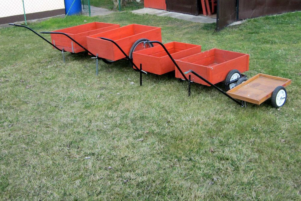 Wózek ogrodowy lub  do  roweru
