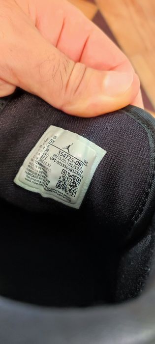 Nike Air Jordan mid all black