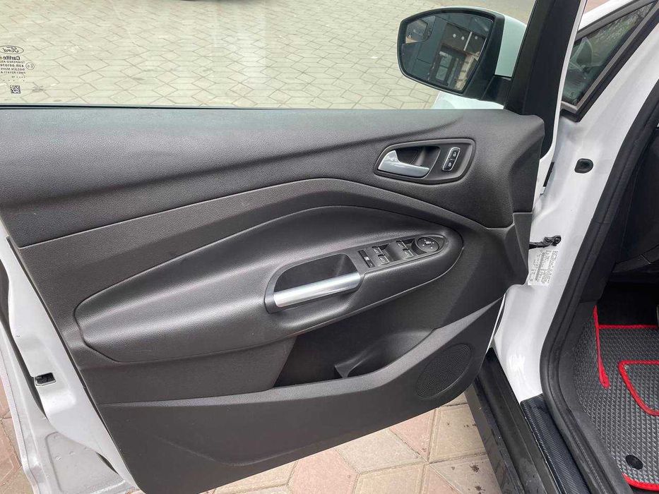 Ford C-Max 2015 Гибрид