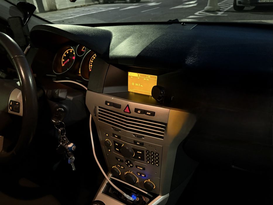 Astra z licencją Taxi – Uber / Bolt / FreeNow