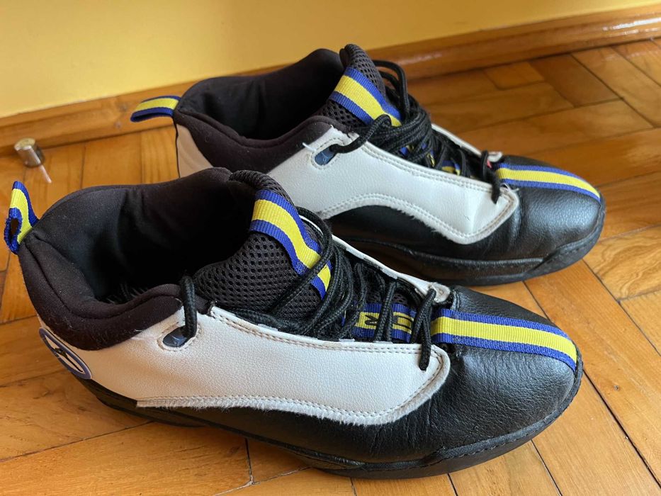 Buty Jordan białe czarne dobry stan 42,5 rozmiar 27 cm