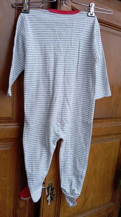 Babygrow de bebé 24 meses