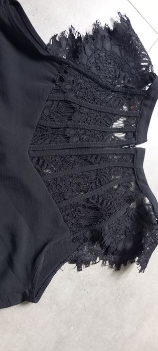 Bluzka koszulka z koronką