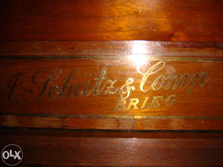 Pianino A.Schulz & Brieg