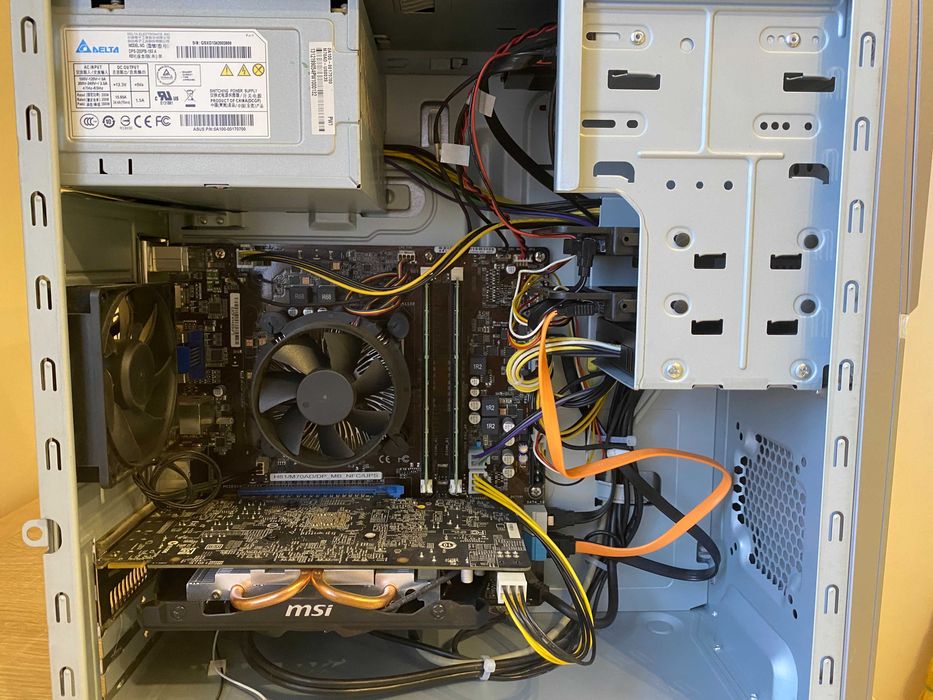 комп'ютер ASUS M70AD Intel Core I7/16Gb/MSI R7 250