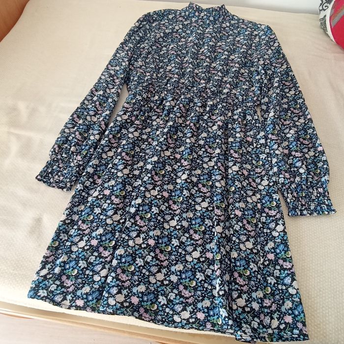 Vestido azul florido