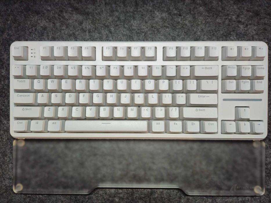 Attack Shark X87 + KTT Kang White V3 (lubricados manualmente)