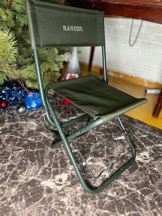 Стільчик рибалки з фіксатором для вудок Ranger
Витримує вагу до 12