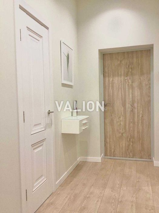 Продаж 2-кім. квартири, ЖК "Bristol Comfort House", пр-т Лобановського