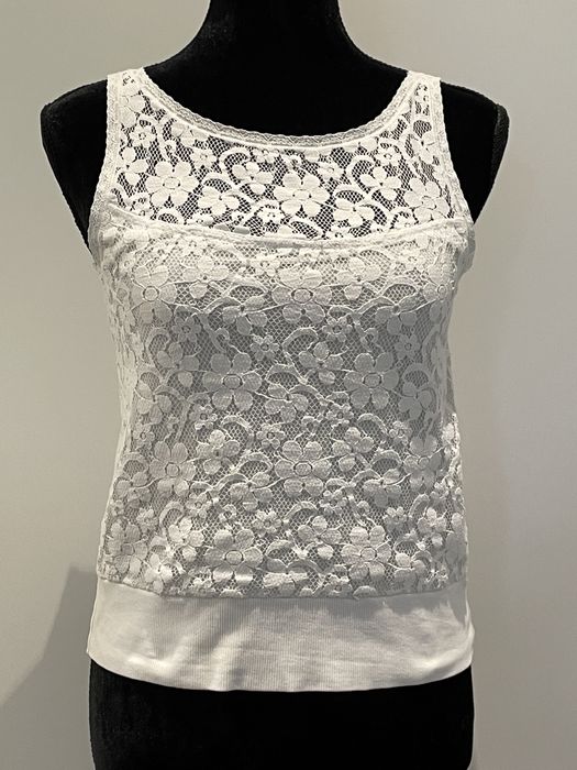 Top koronkowy na ramiączka Hollister