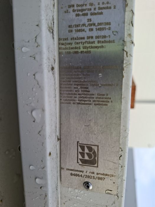 Sprzedam skrzydła stalowe drzwiowe 110