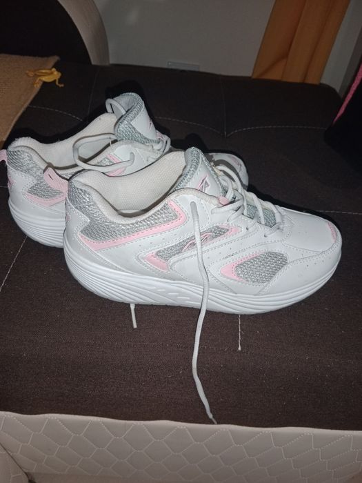 Sneakersy  rozmiar 38,5