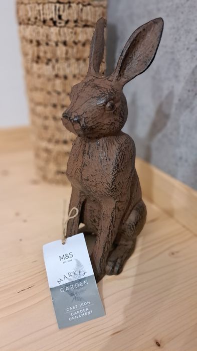 Żeliwna figurka Zając M&S Garden | Solidna Ozdoba Ogrodowa 27cm Żeliwo