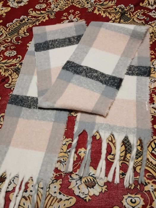 Шарфи жіночі різні,недорого