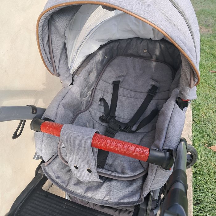 Коляска  дитяча.