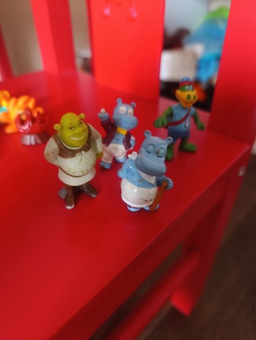 Кіндер Сюрприз поштучно та оптом