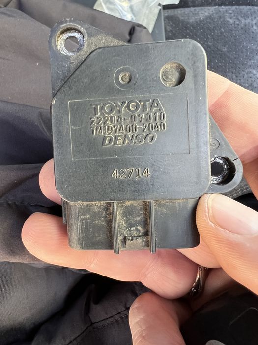 Расходомер 22204-07010 denso Toyota