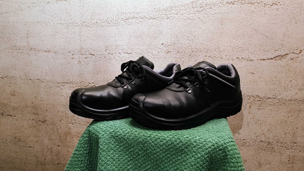 Buty robocze UVEX 2 ALLROUND S3 SRC r.43 skóra stan idealny
