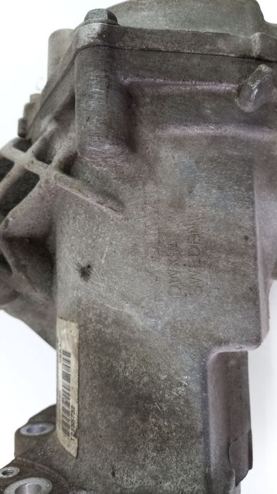 Редуктор переднего моста Volvo XC60 S80 V70 V70 2.4 D5 2015 31325104