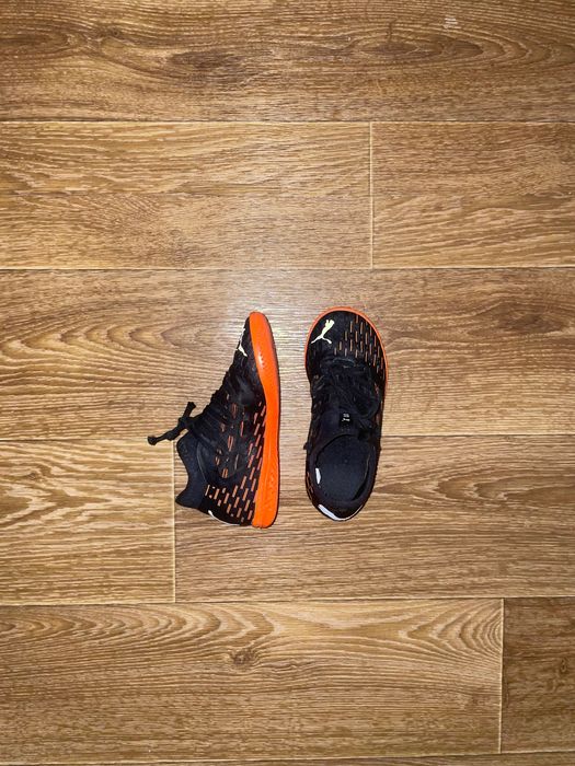Футзалки Puma Future 30 розмір EU устілка 18 см